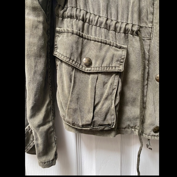 Talula Wiltern Lightweight Utility Jacket size SMALL - Picture 6 of 7